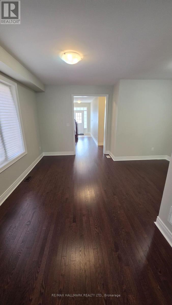 61 Collin Court, Richmond Hill, Ontario  L4E 0X7 - Photo 11 - N13507650