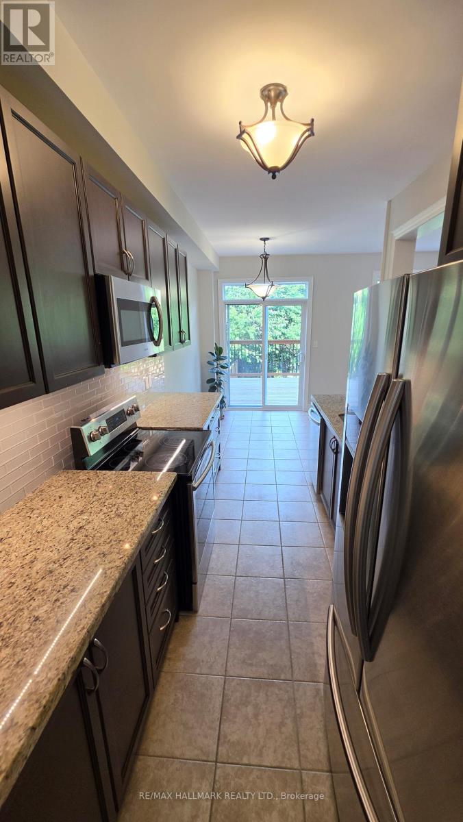 61 Collin Court, Richmond Hill, Ontario  L4E 0X7 - Photo 19 - N13507650