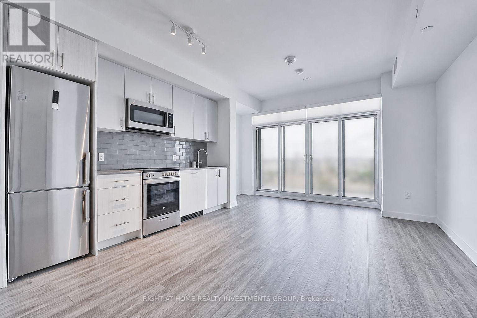 604 - 1195 The Queensway Way S, Toronto, Ontario  M8Z 0H1 - Photo 4 - W13439350