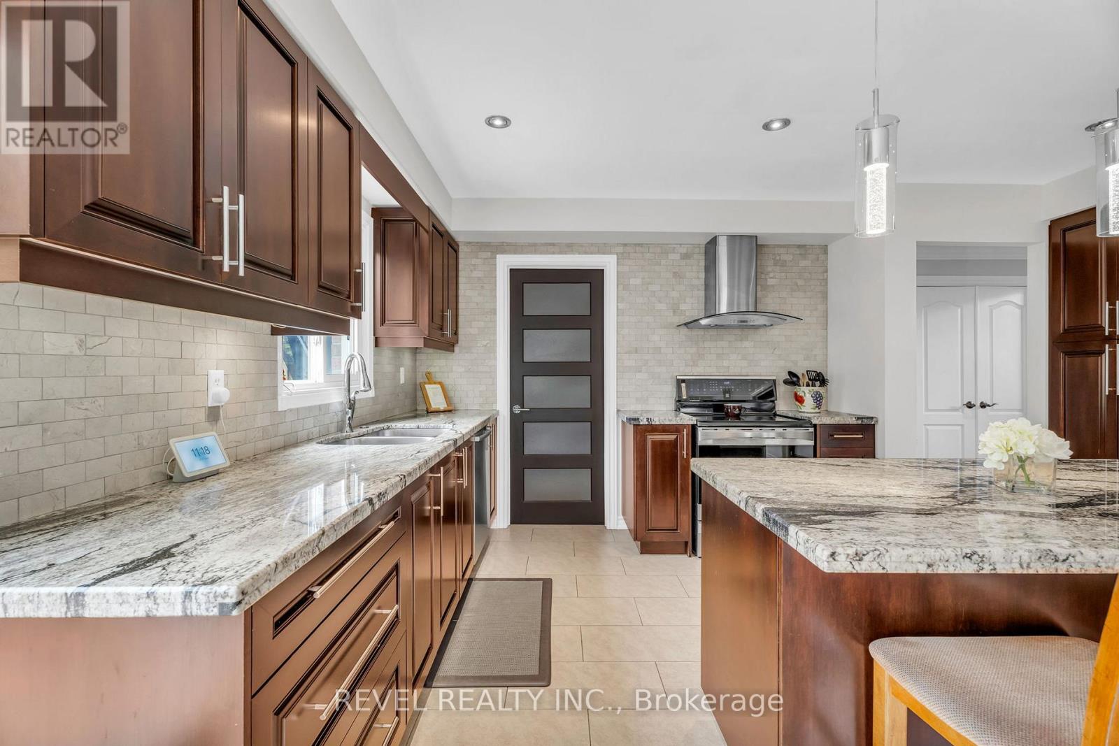 3 Hacienda Court, Brampton, Ontario  L6Z 3J2 - Photo 16 - W13487304