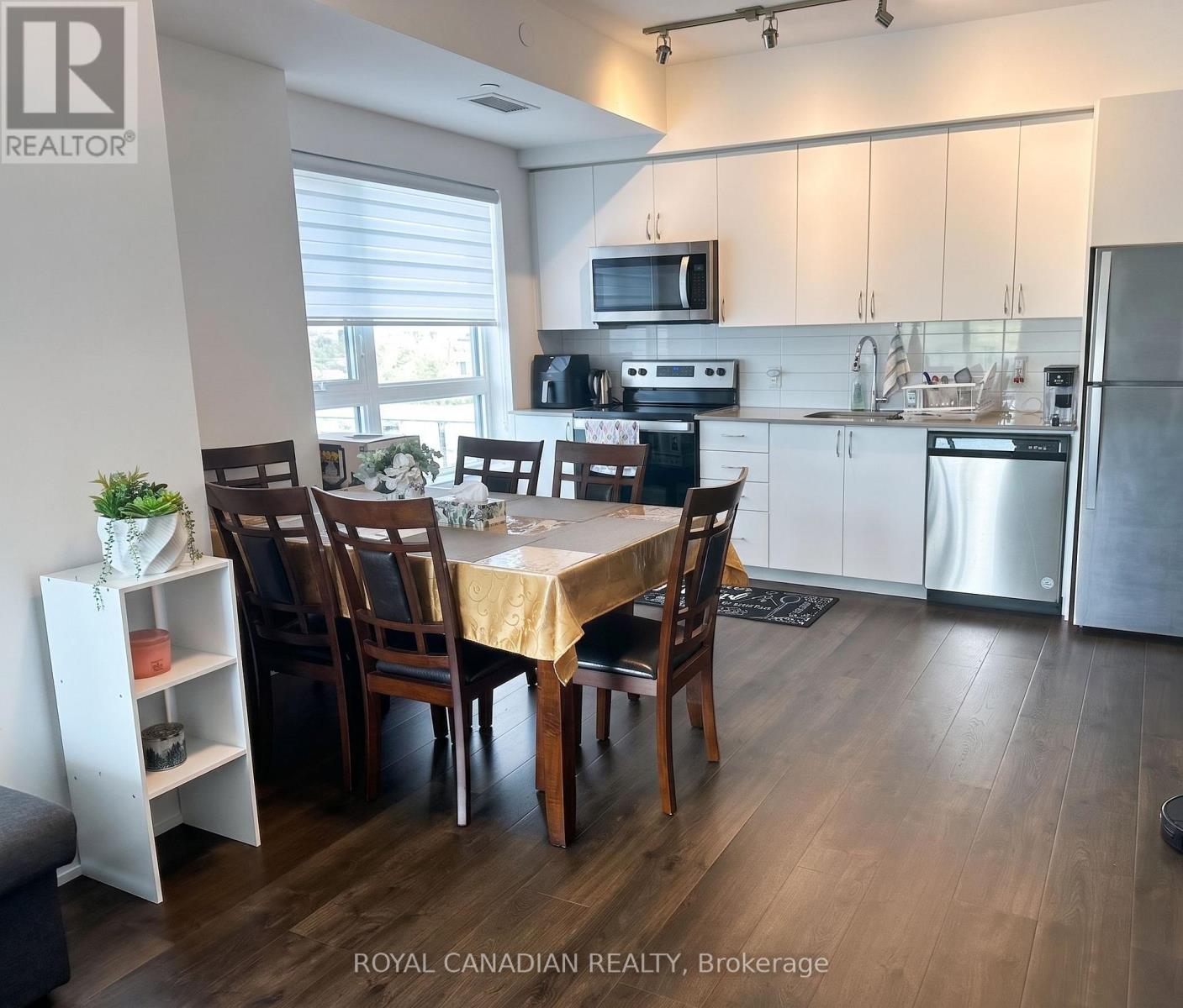 301 - 56 Lakeside Terrace, Barrie, Ontario  L4M 0L4 - Photo 7 - S13506248
