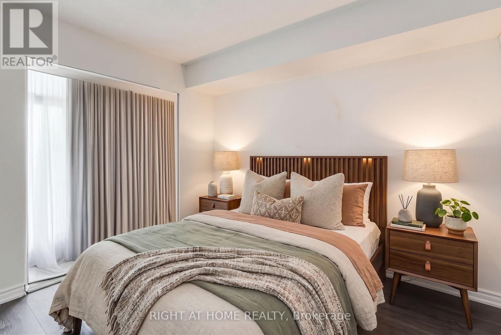 1811 - 325 Webb Drive, Mississauga, Ontario  L5B 3Z9 - Photo 20 - W13498006