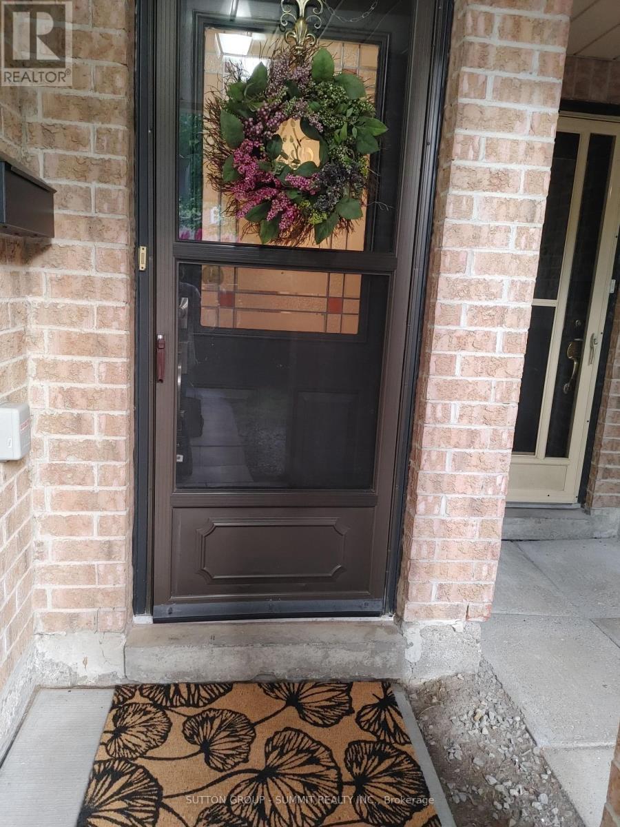 77 - 460 Bristol Road W, Mississauga, Ontario  L5R 3P6 - Photo 3 - W13500854