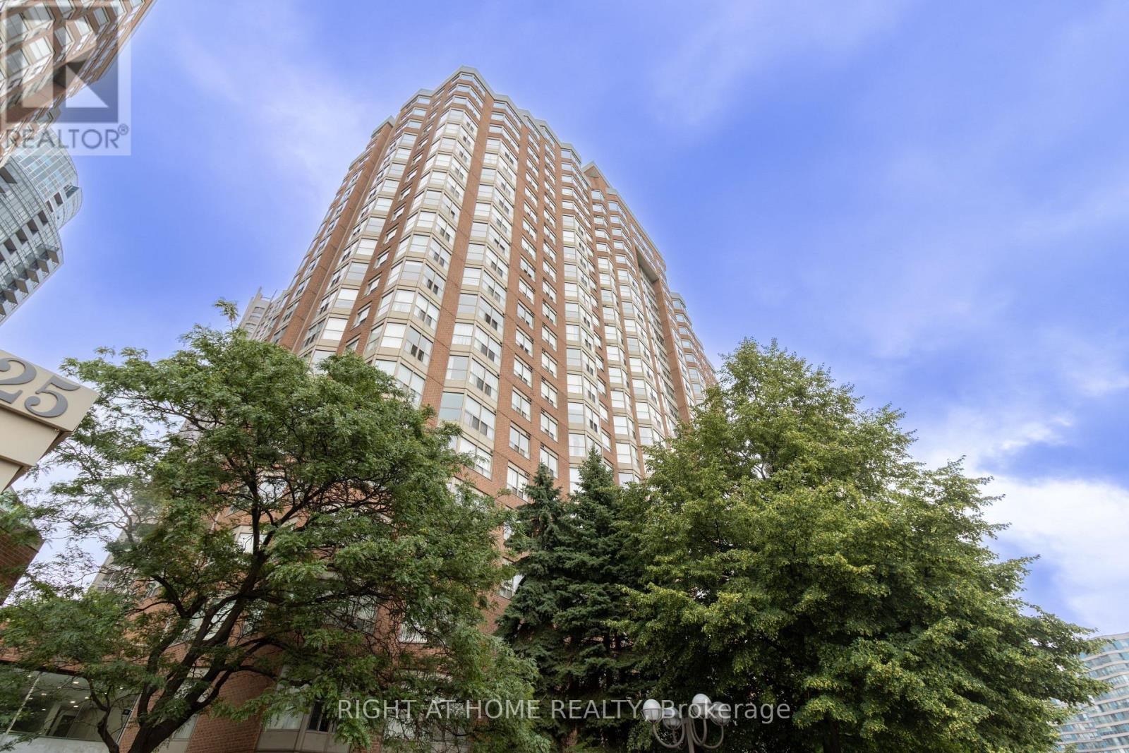 1811 - 325 Webb Drive, Mississauga, Ontario  L5B 3Z9 - Photo 35 - W13498006