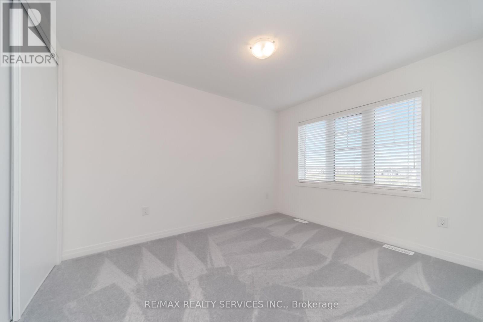 69 Kirkwood Way, Barrie, Ontario  L9J 0K7 - Photo 31 - S13507402