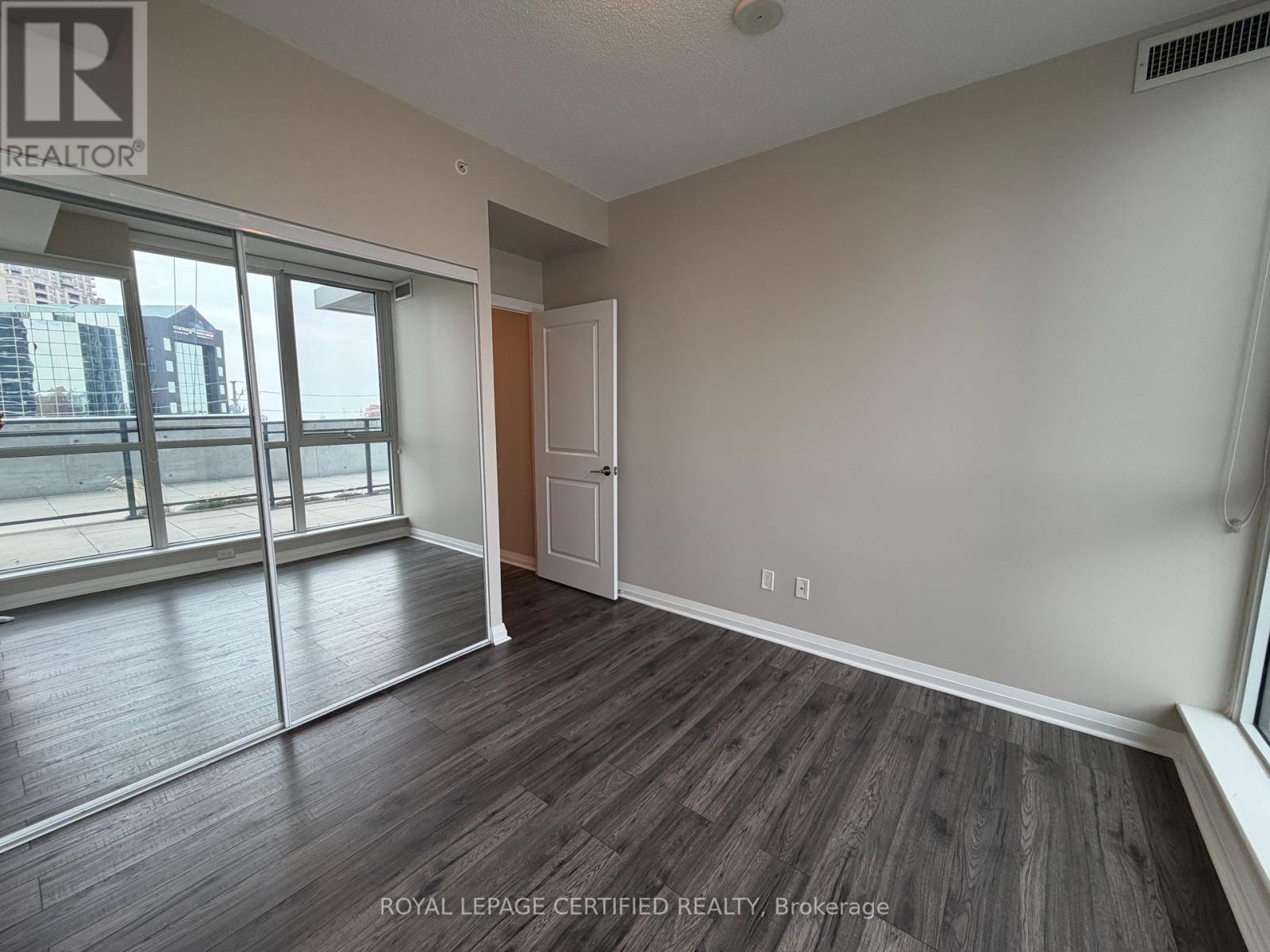 507 - 55 Eglinton Avenue W, Mississauga, Ontario  L5R 0E4 - Photo 9 - W13504064