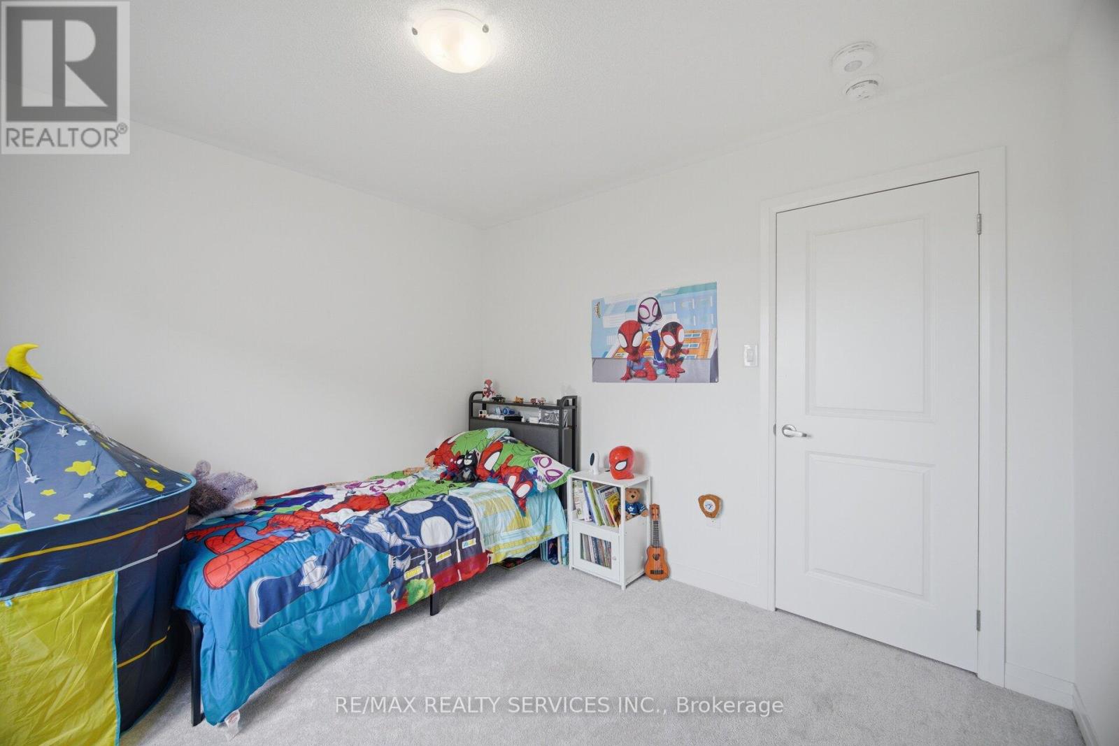 61 Kirkwood Way, Barrie, Ontario  L9J 0K7 - Photo 35 - S13507232