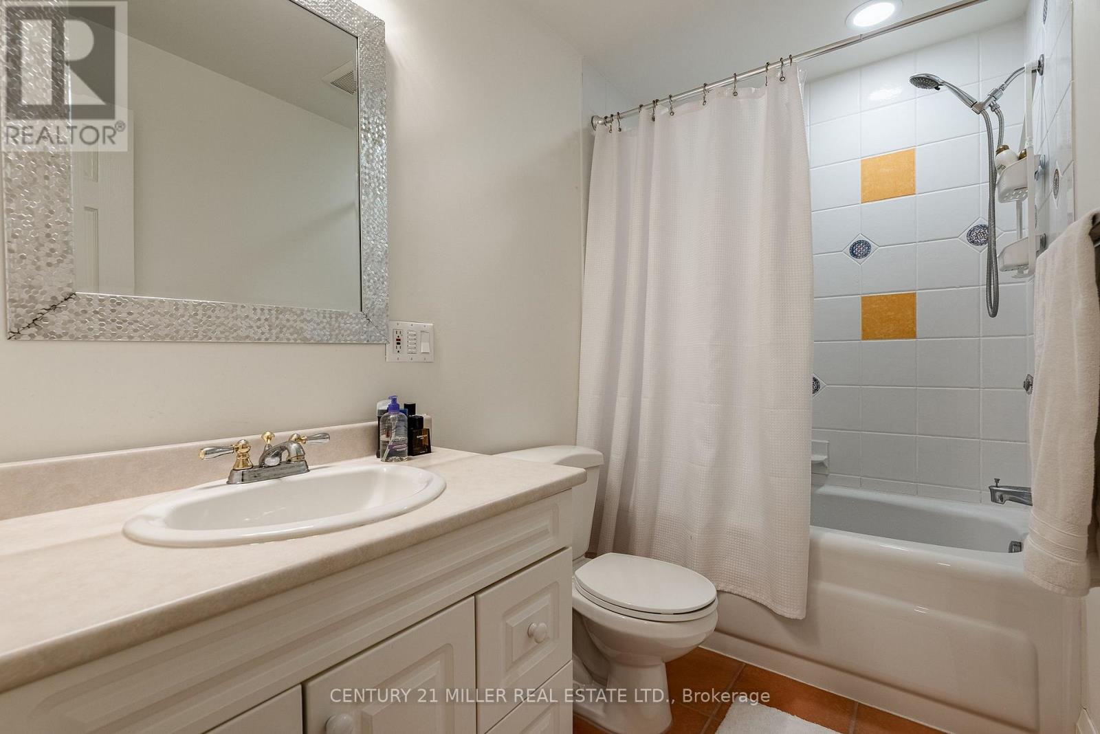 57 Forsythe Street, Oakville, Ontario  L6K 3R7 - Photo 17 - W13506554