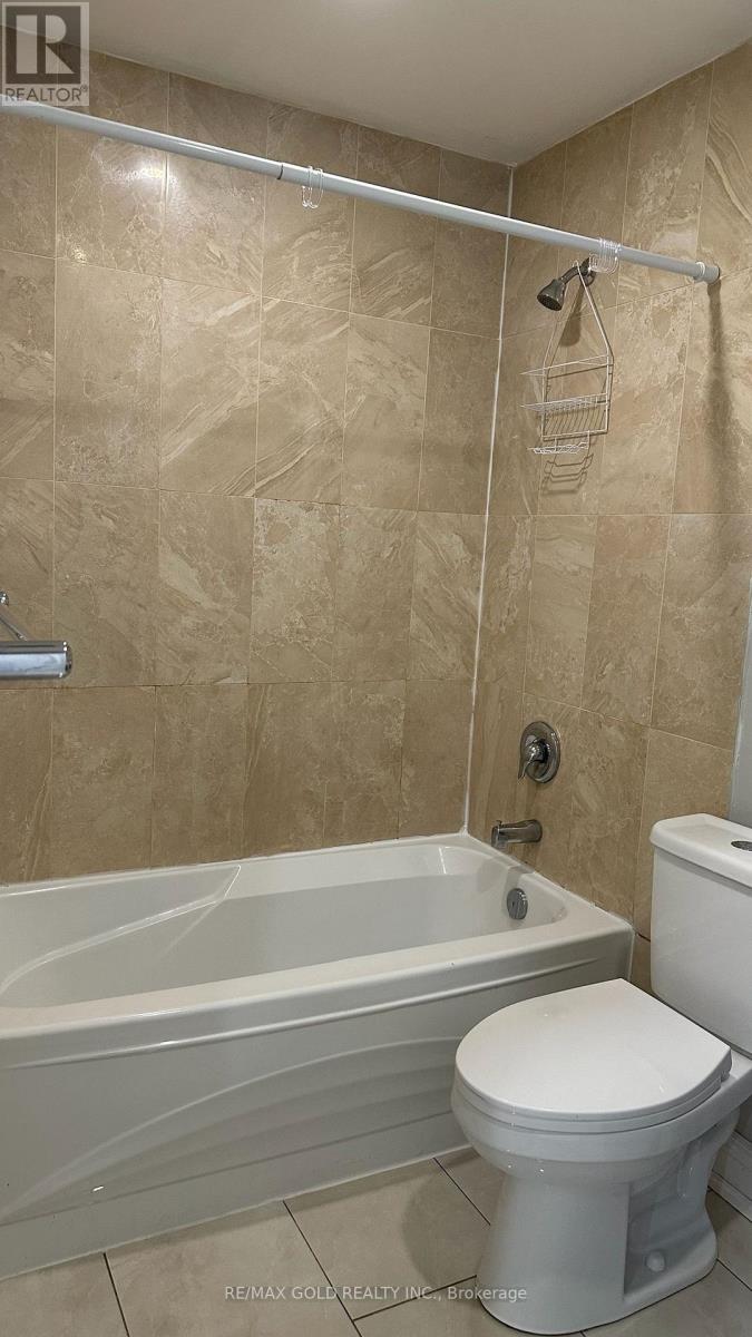 Unit 2 Bsmt - 24 Wardsville Drive, Brampton, Ontario  L6Y 0T7 - Photo 13 - W13506610