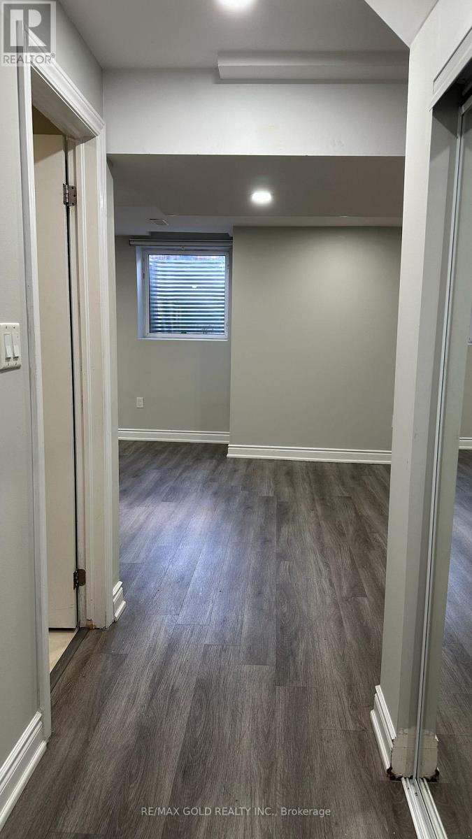 Unit 2 Bsmt - 24 Wardsville Drive, Brampton, Ontario  L6Y 0T7 - Photo 10 - W13506610