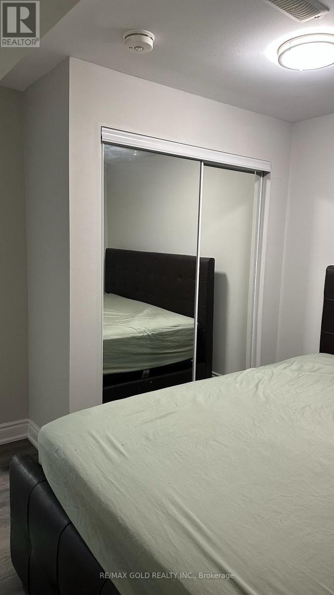 Unit 2 Bsmt - 24 Wardsville Drive, Brampton, Ontario  L6Y 0T7 - Photo 5 - W13506610
