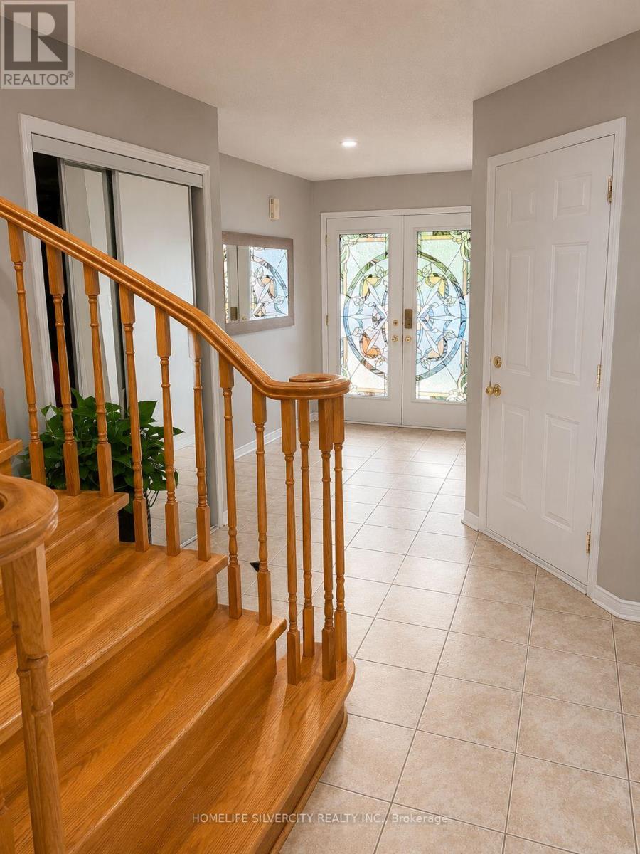 9 Wildsky Road, Brampton, Ontario  L6Y 5P6 - Photo 4 - W13506660