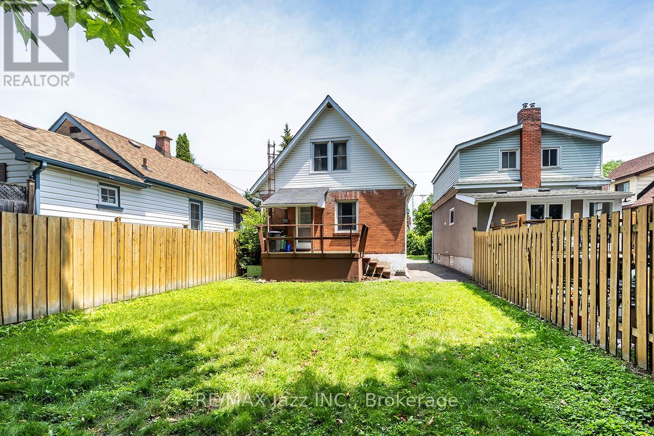 100 Montrave Avenue, Oshawa (Vanier), Ontario  L1J 4R7 - Photo 14 - E13506218