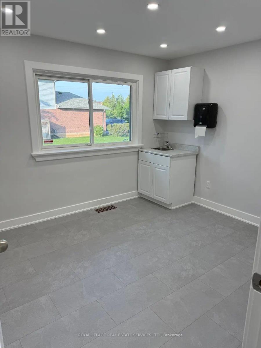 2409 Walker's Line, Burlington, Ontario  L7M 4K1 - Photo 6 - W13506796