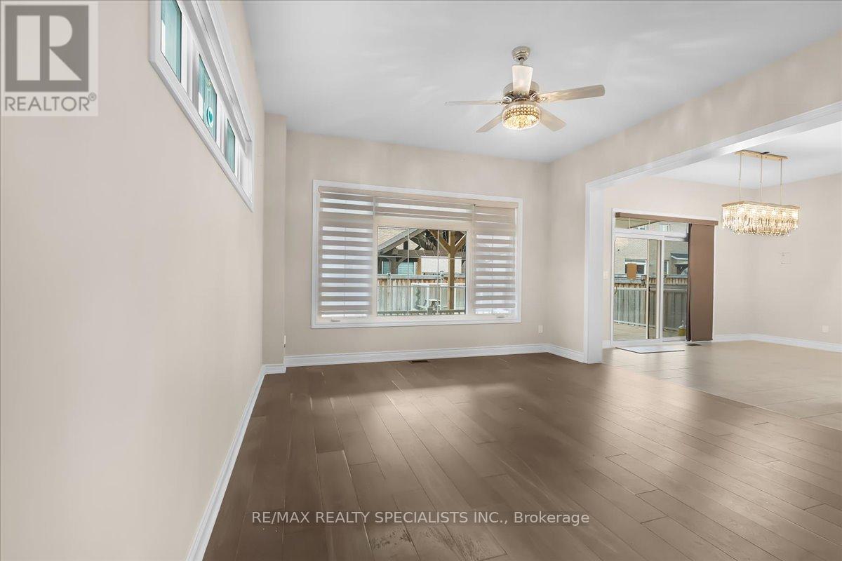 2 Ash Hill Avenue, Caledon, Ontario  L7C 4E8 - Photo 11 - W13507076