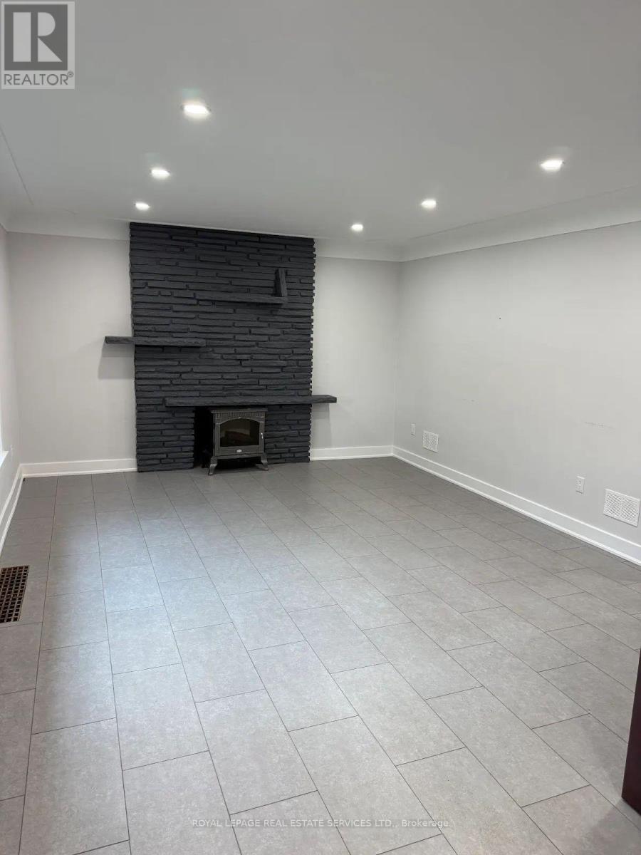 2409 Walker's Line, Burlington, Ontario  L7M 4K1 - Photo 8 - W13506796