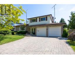 2 RAVENSDALE ROAD, Cobourg, Ontario