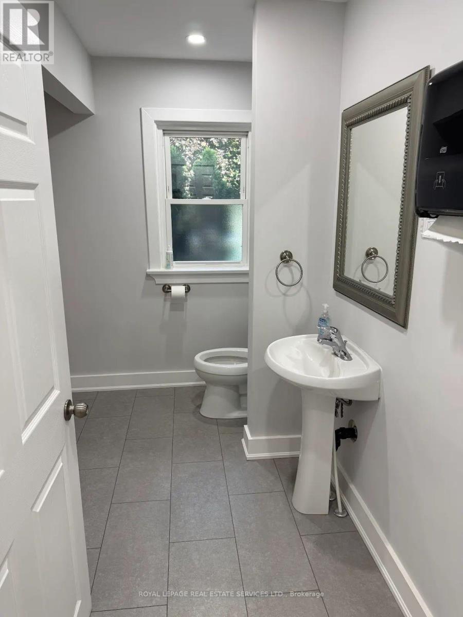 2409 Walker's Line, Burlington, Ontario  L7M 4K1 - Photo 12 - W13506796