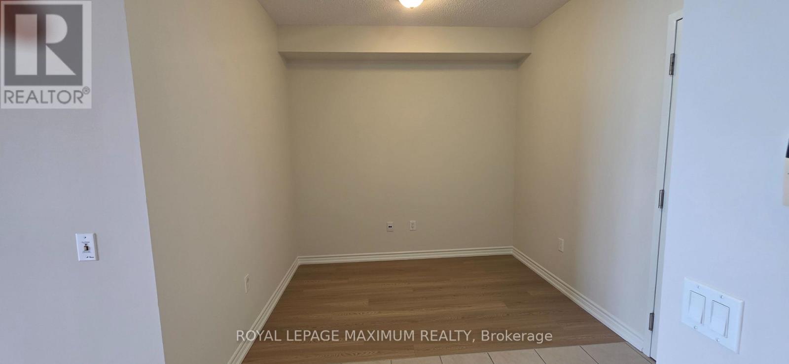 2103 - 55 Strathaven Drive, Mississauga, Ontario  L5R 4G9 - Photo 6 - W13506832