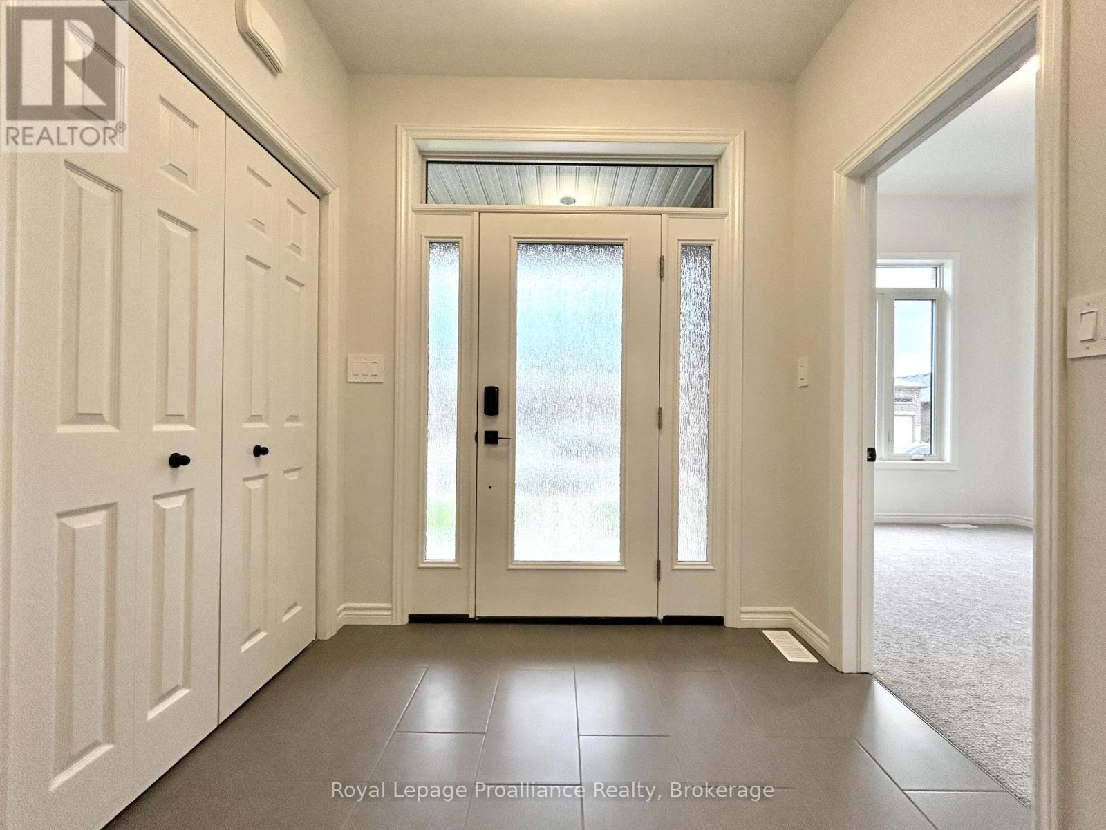 33 Athabaska Drive, Belleville, Ontario  K8N 0T1 - Photo 2 - X13506502
