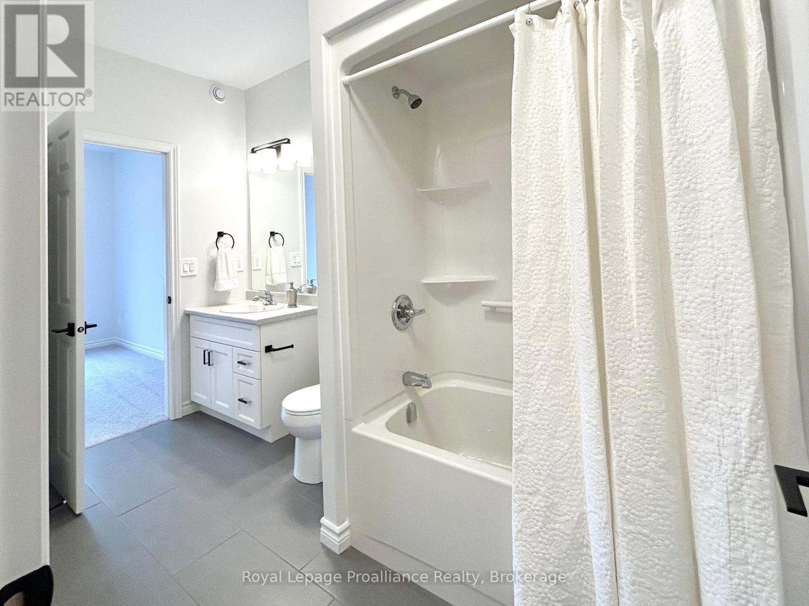 33 Athabaska Drive, Belleville, Ontario  K8N 0T1 - Photo 14 - X13506502