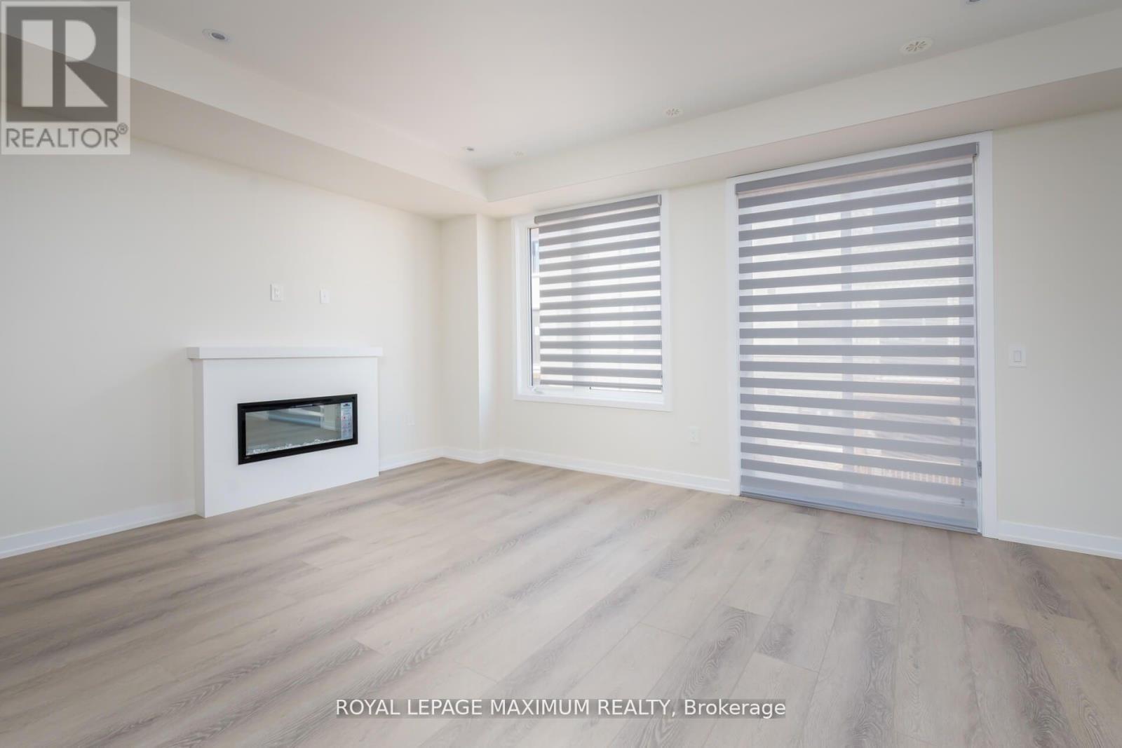 1357 Kaniv Street, Oakville, Ontario  L6M 4L8 - Photo 9 - W13507400