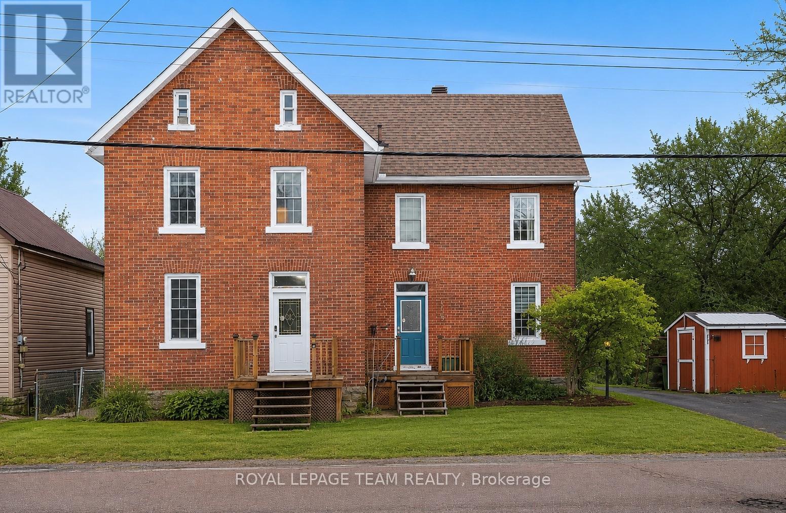 509 MOFFAT STREET, Pembroke, Ontario