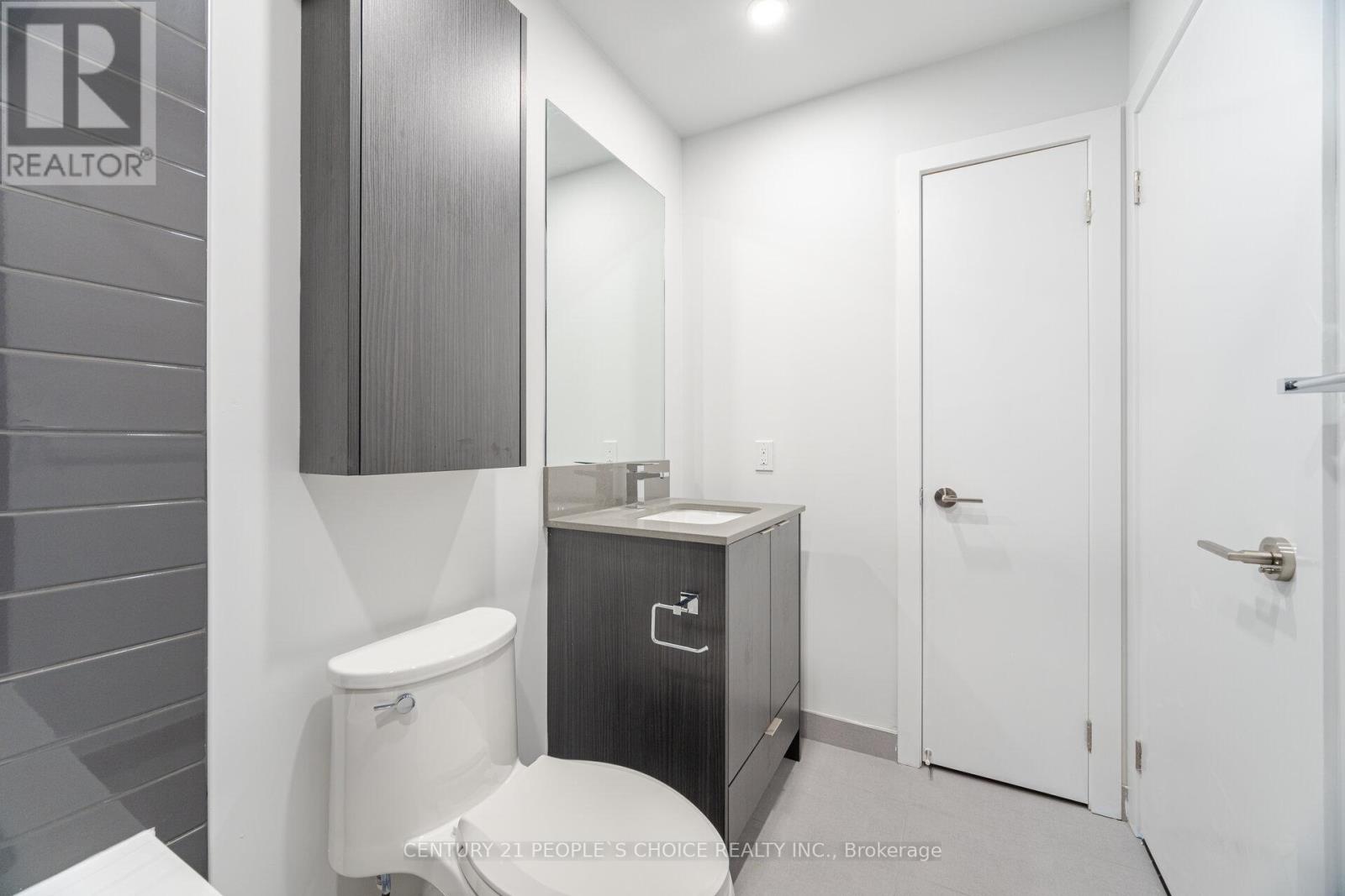 4404 - 430 Square One Drive, Mississauga, Ontario  L5B 0L6 - Photo 18 - W13507212