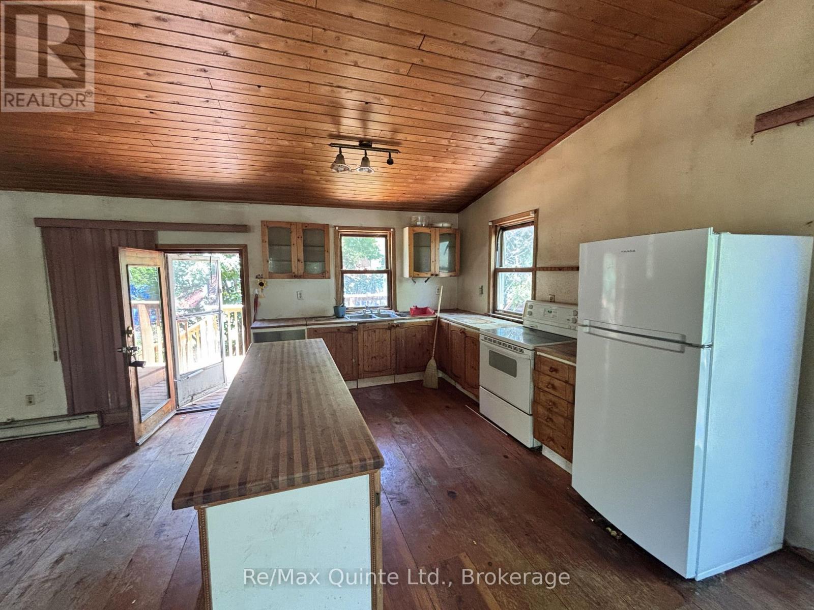 27 Victoria Street, Centre Hastings, Ontario  K0K 2K0 - Photo 3 - X13507218