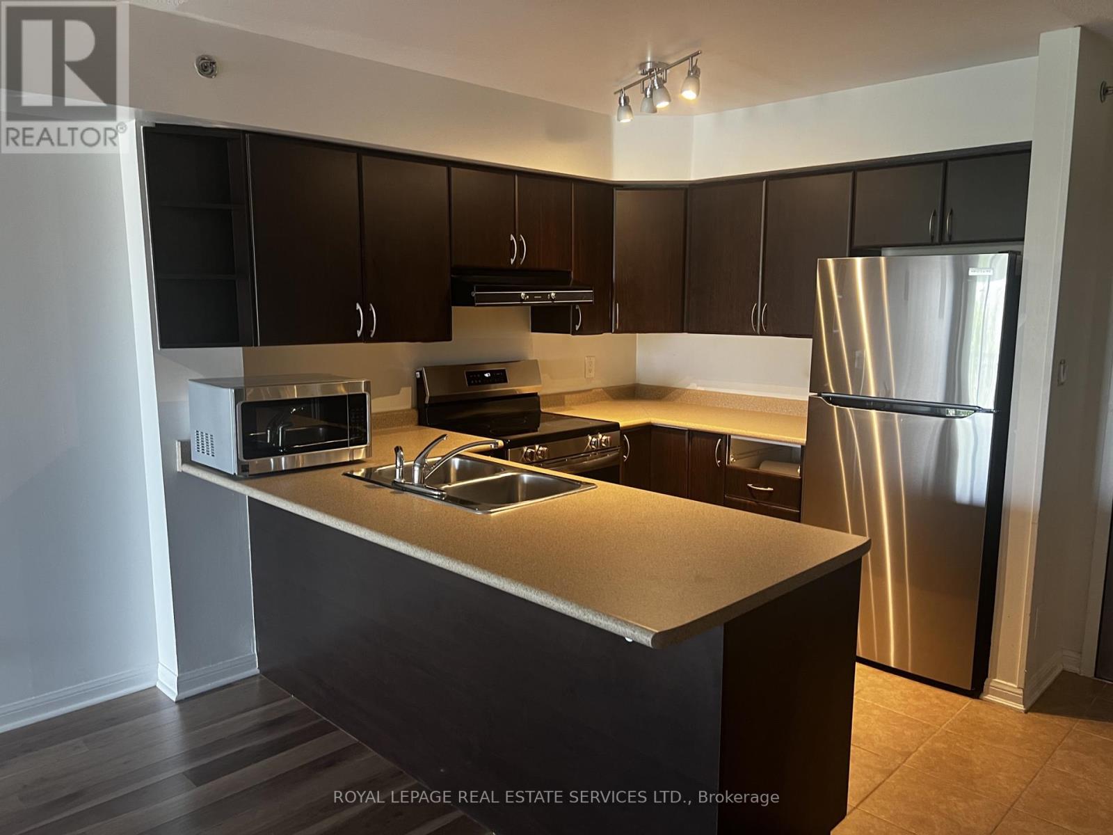 406 - 3070 Rotary Way, Burlington, Ontario  L7M 0G9 - Photo 2 - W13507146