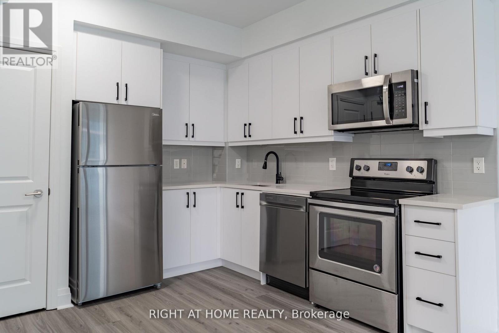 901 - 15 Zorra Street, Toronto, Ontario  M8Z 0C8 - Photo 6 - W13507560