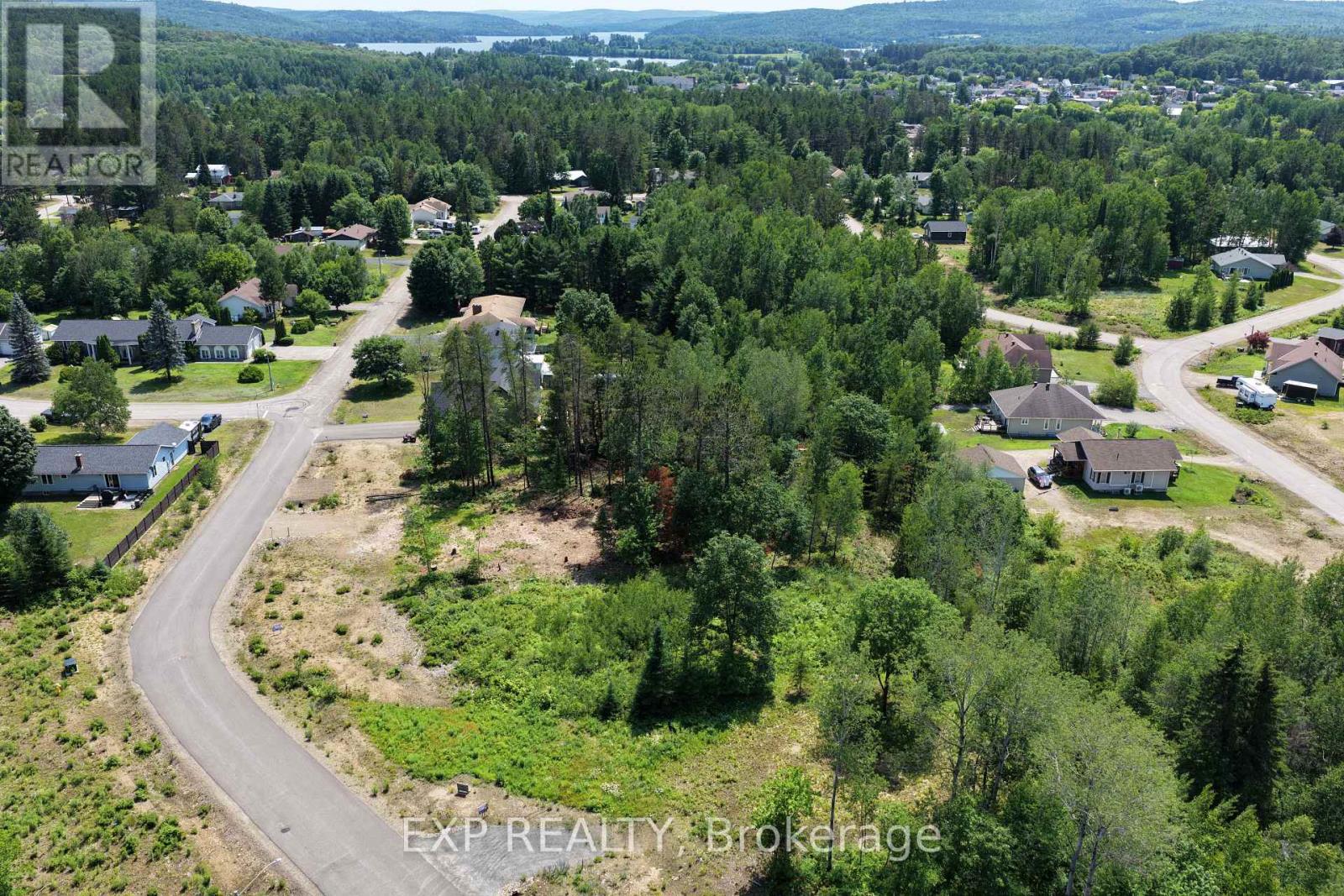 71 Yantha Crescent, Madawaska Valley, Ontario  K0J 1B0 - Photo 12 - X13446658