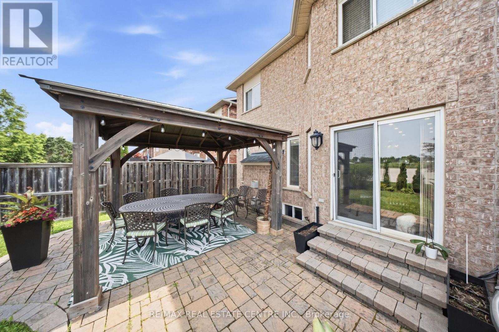 5875 Blue Spruce Avenue, Burlington, Ontario  L7L 7N7 - Photo 43 - W13507292