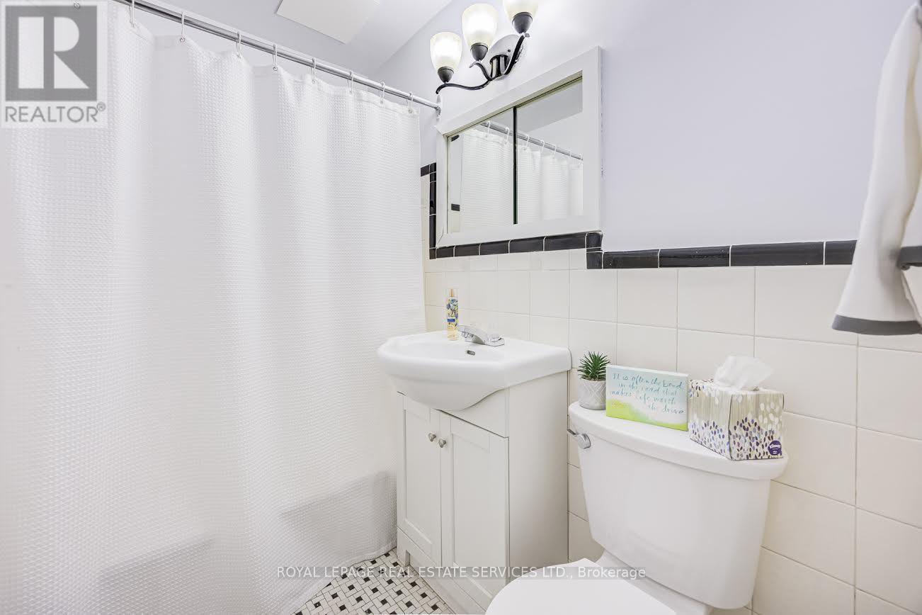 202 - 101 Coe Hill Drive, Toronto, Ontario  M6S 3E3 - Photo 12 - W13507572
