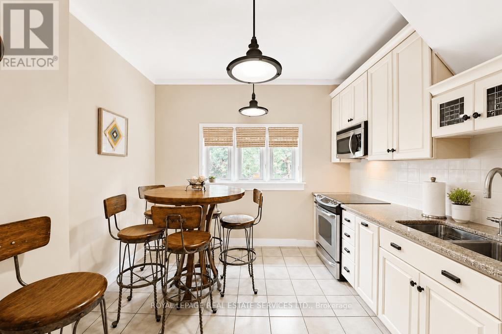 34 Rebecca Street, Oakville, Ontario L6K 1J1 - Photo 48 - W13507688