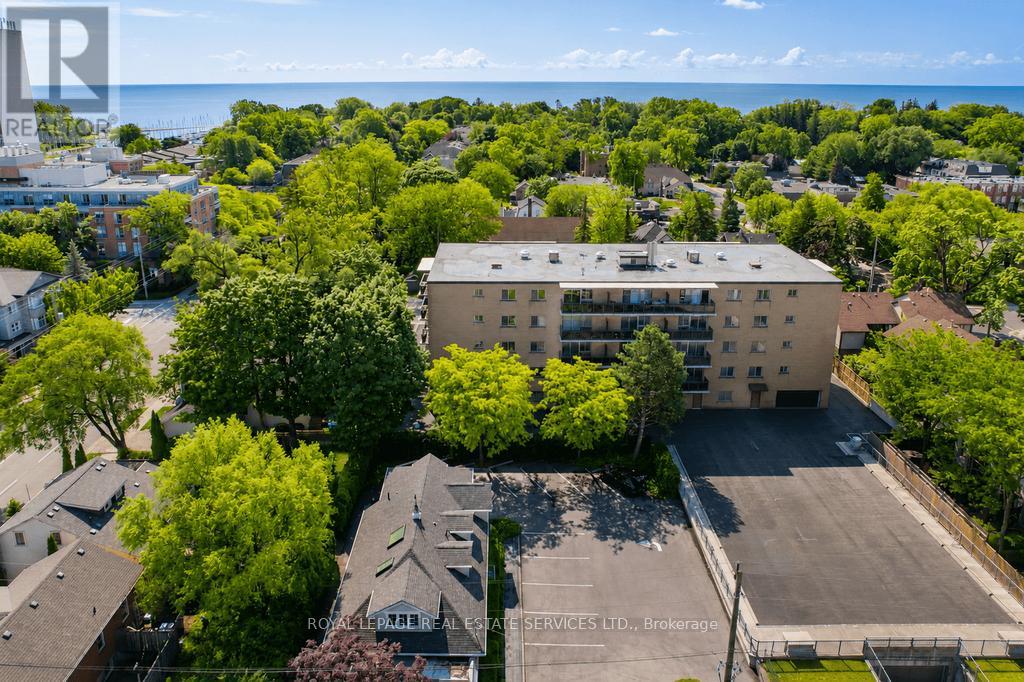 34 Rebecca Street, Oakville, Ontario L6K 1J1 - Photo 44 - W13507688