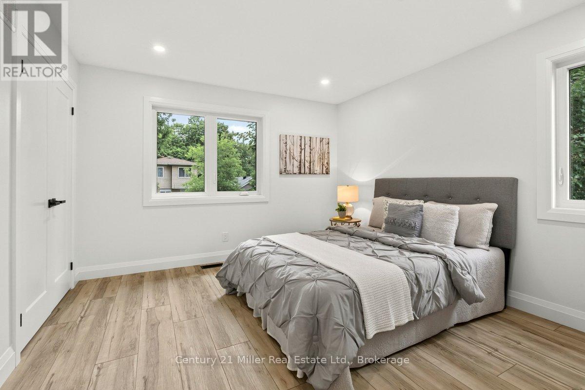 39 Victoria Street, Halton Hills, Ontario  L7G 3N5 - Photo 17 - W13507184