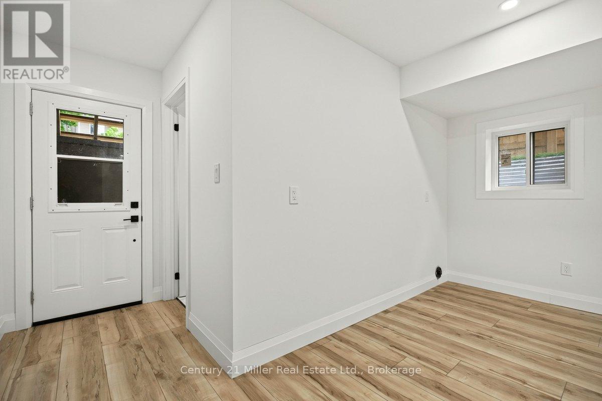 39 Victoria Street, Halton Hills, Ontario  L7G 3N5 - Photo 26 - W13507184