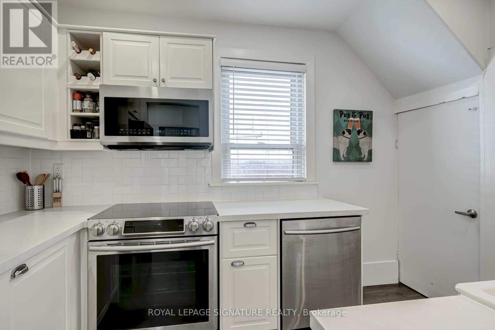 108 Wheatfield Road, Toronto, Ontario  M8V 2P8 - Photo 9 - W13507734