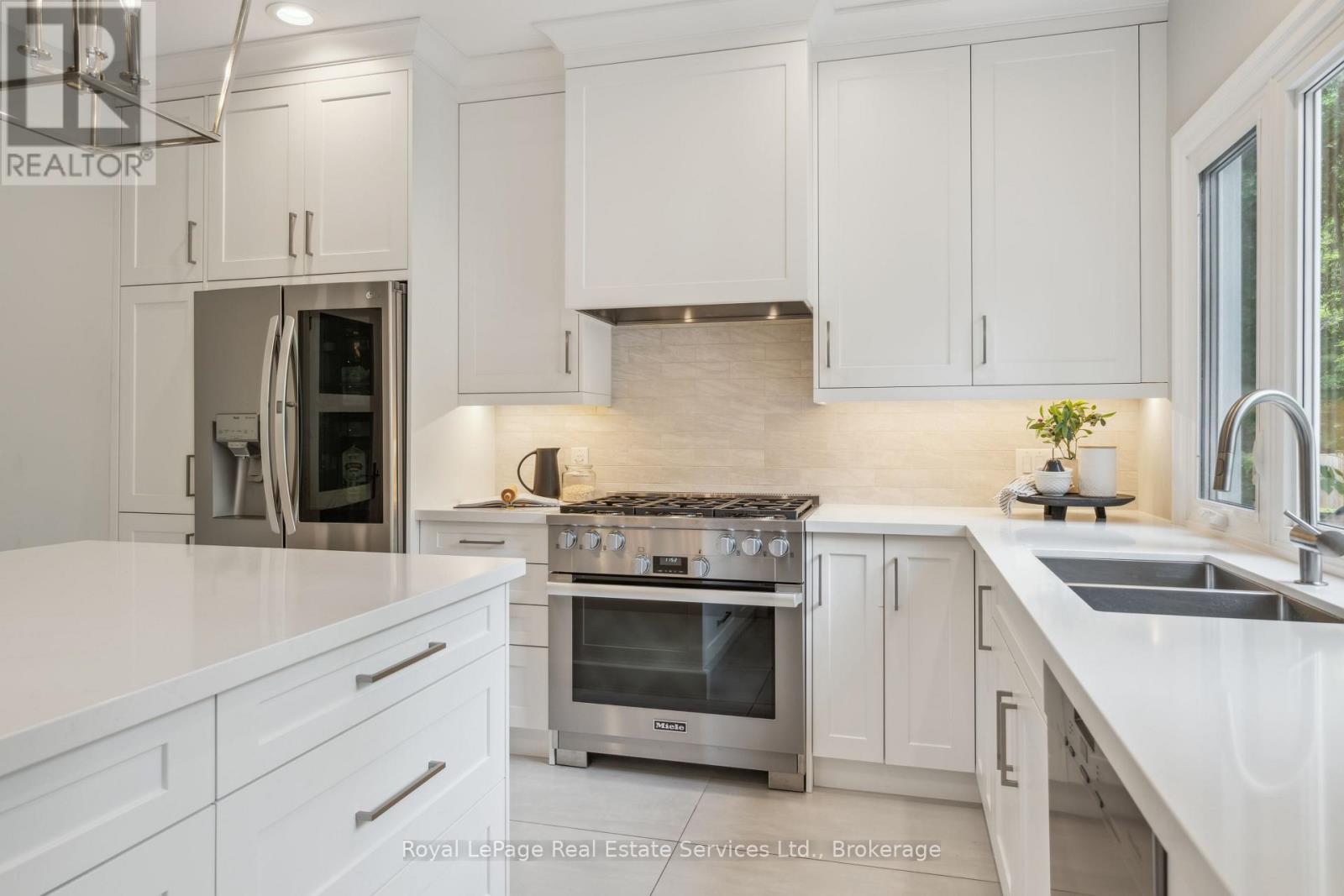 480 Chartwell Road, Oakville, Ontario  L6J 4A5 - Photo 9 - W13507594