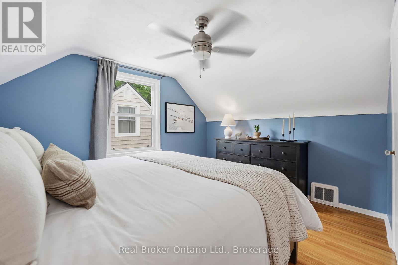 1 Janis Court, Hamilton, Ontario  L9H 1S8 - Photo 21 - X13506972