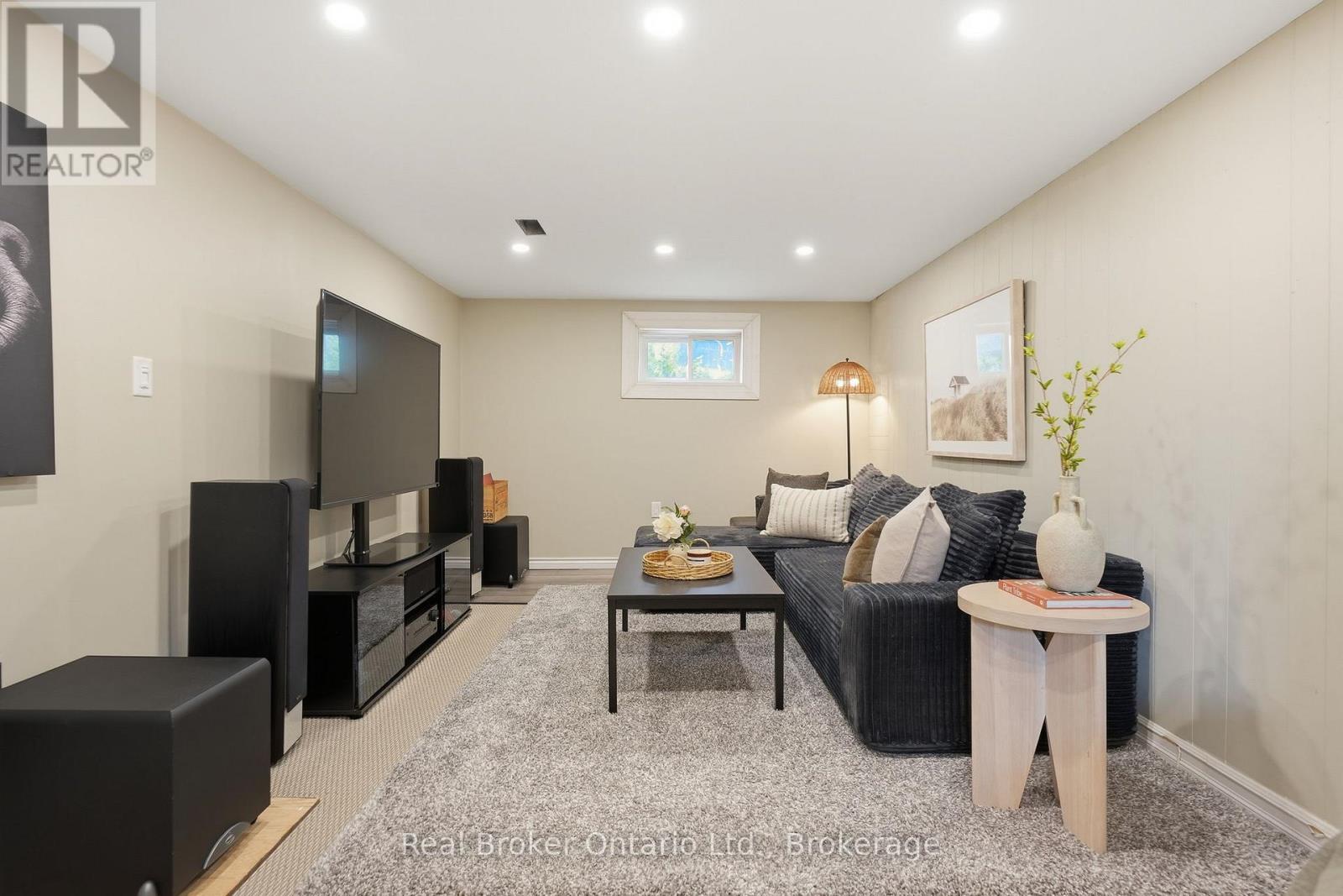 1 Janis Court, Hamilton, Ontario  L9H 1S8 - Photo 27 - X13506972