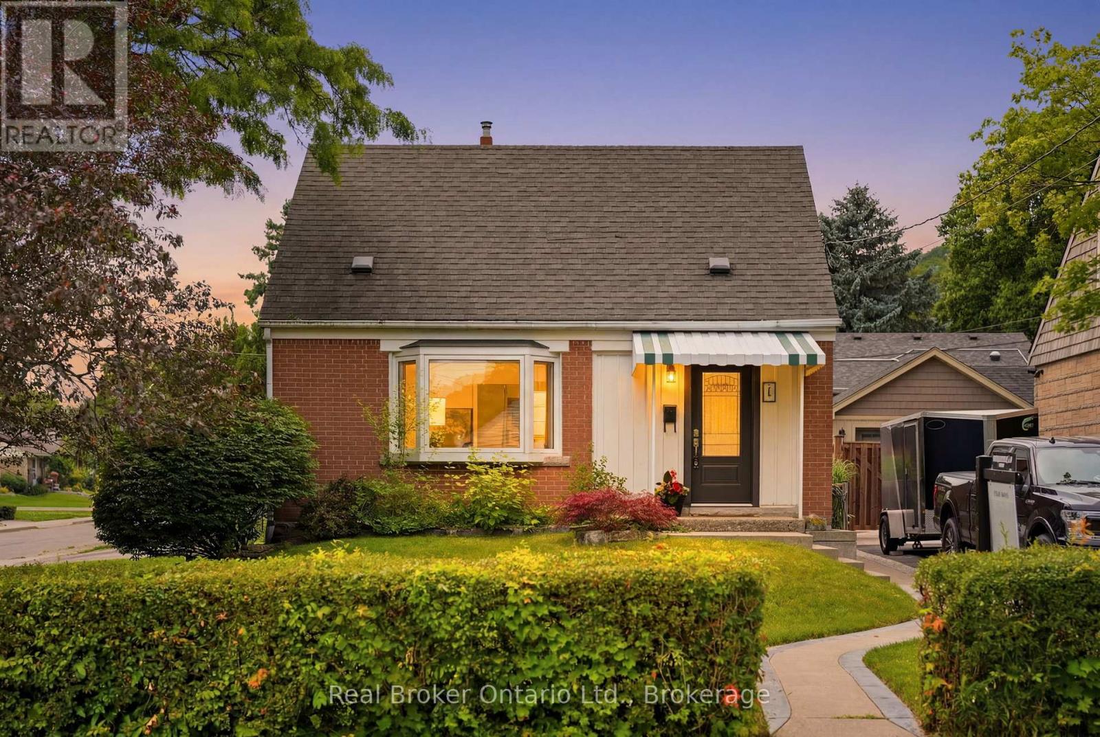 1 Janis Court, Hamilton, Ontario  L9H 1S8 - Photo 43 - X13506972