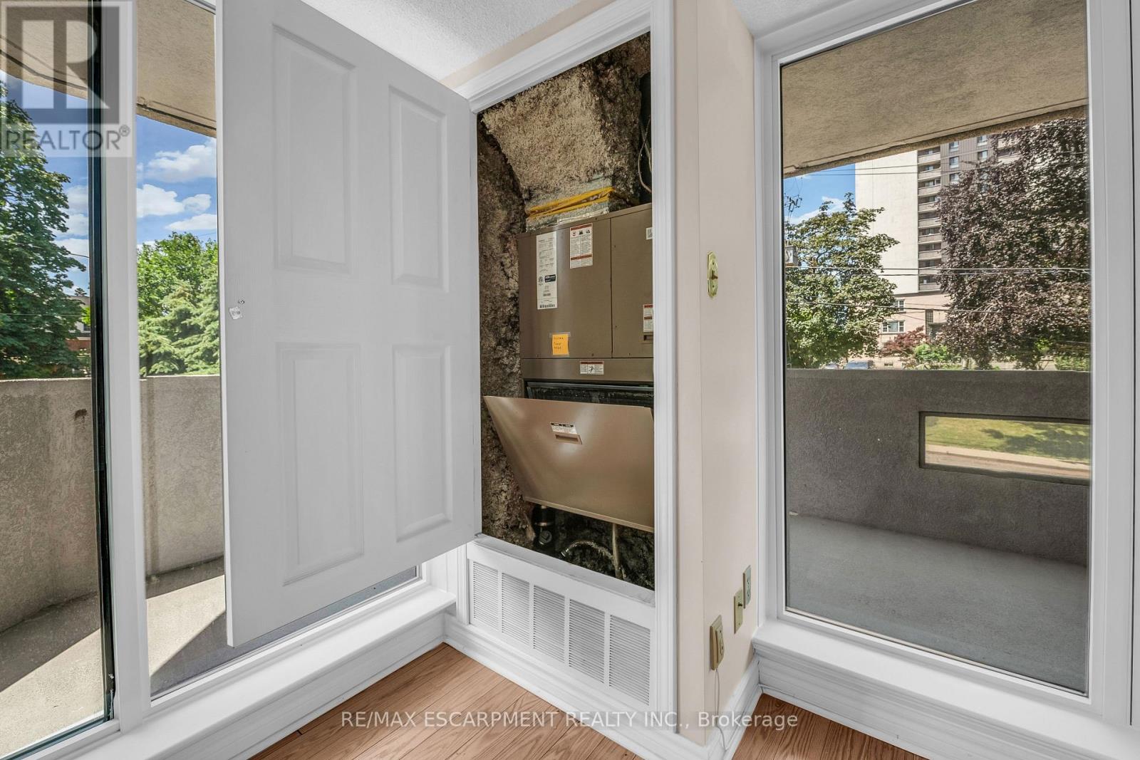 203 - 67 Caroline Street S, Hamilton, Ontario  L8P 3K6 - Photo 28 - X13466534