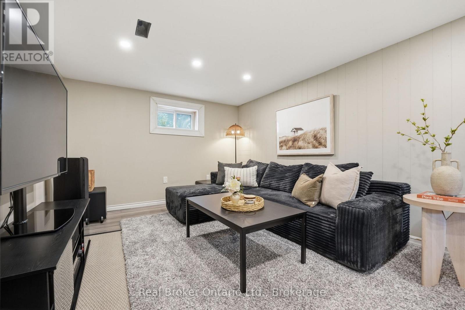 1 Janis Court, Hamilton, Ontario  L9H 1S8 - Photo 28 - X13506972