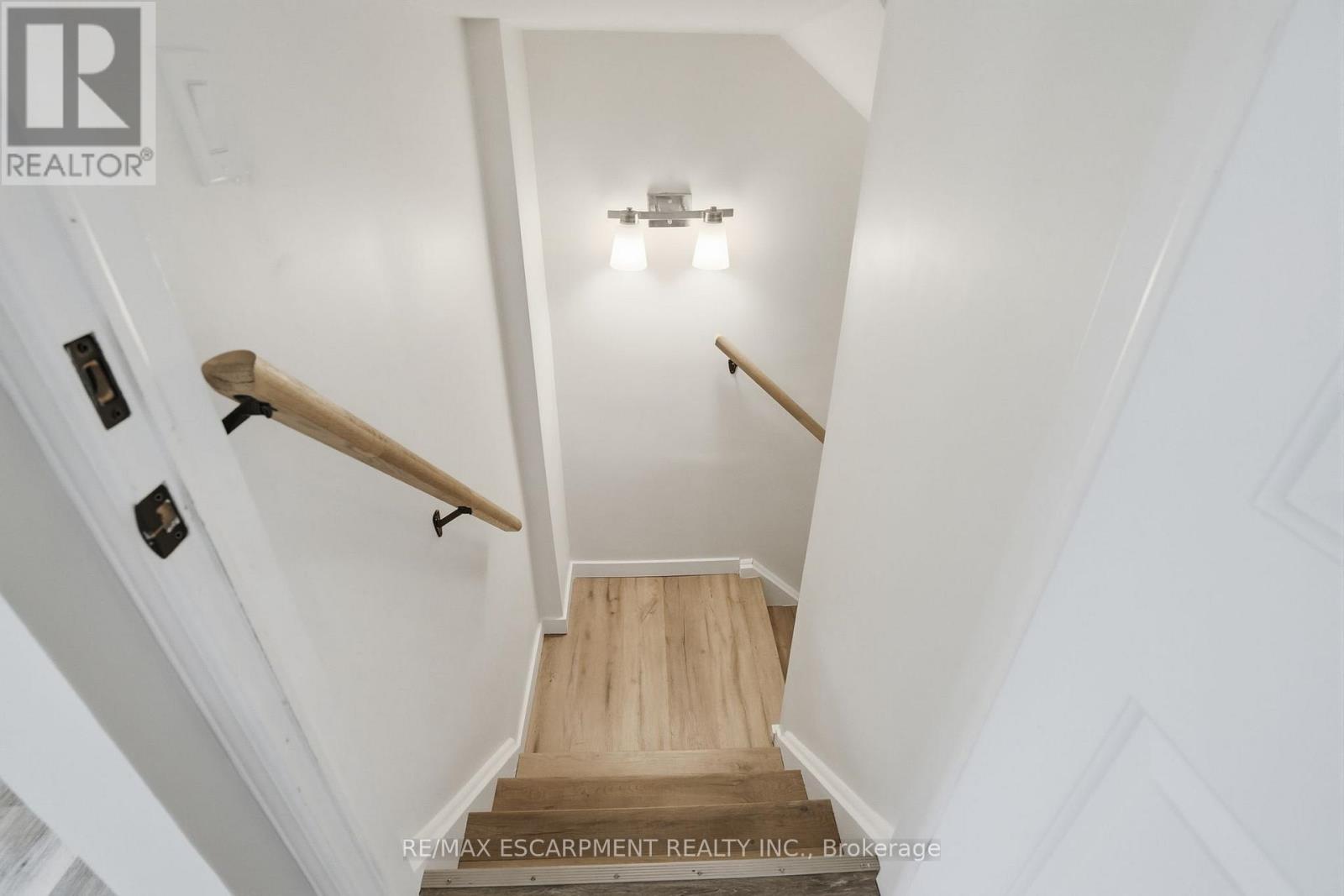 92 Jerome Park Drive, Hamilton, Ontario  L9H 6H3 - Photo 29 - X13506106