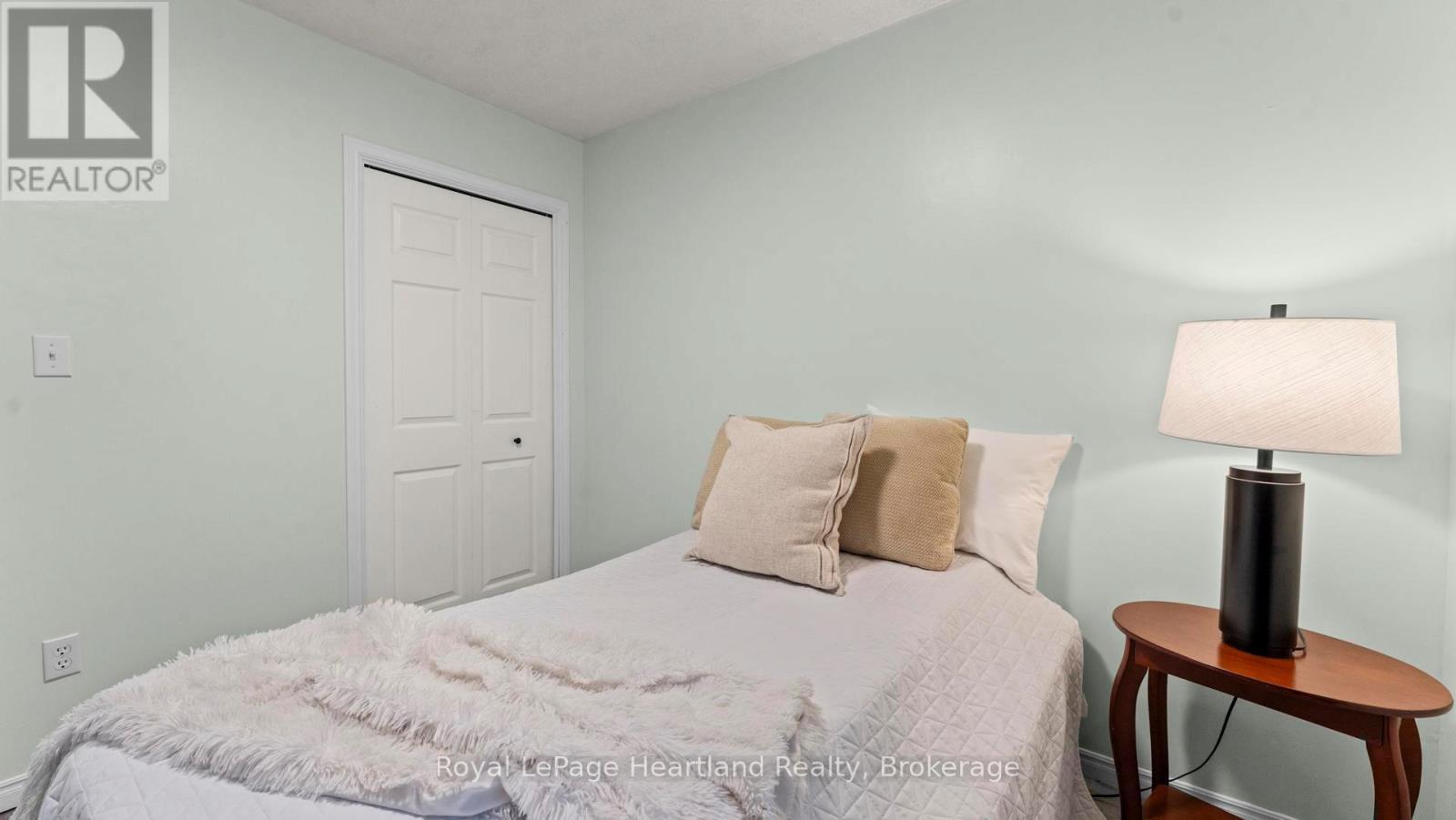 17 Suncoast Drive W, Goderich, Ontario  N7A 4H1 - Photo 17 - X13005554