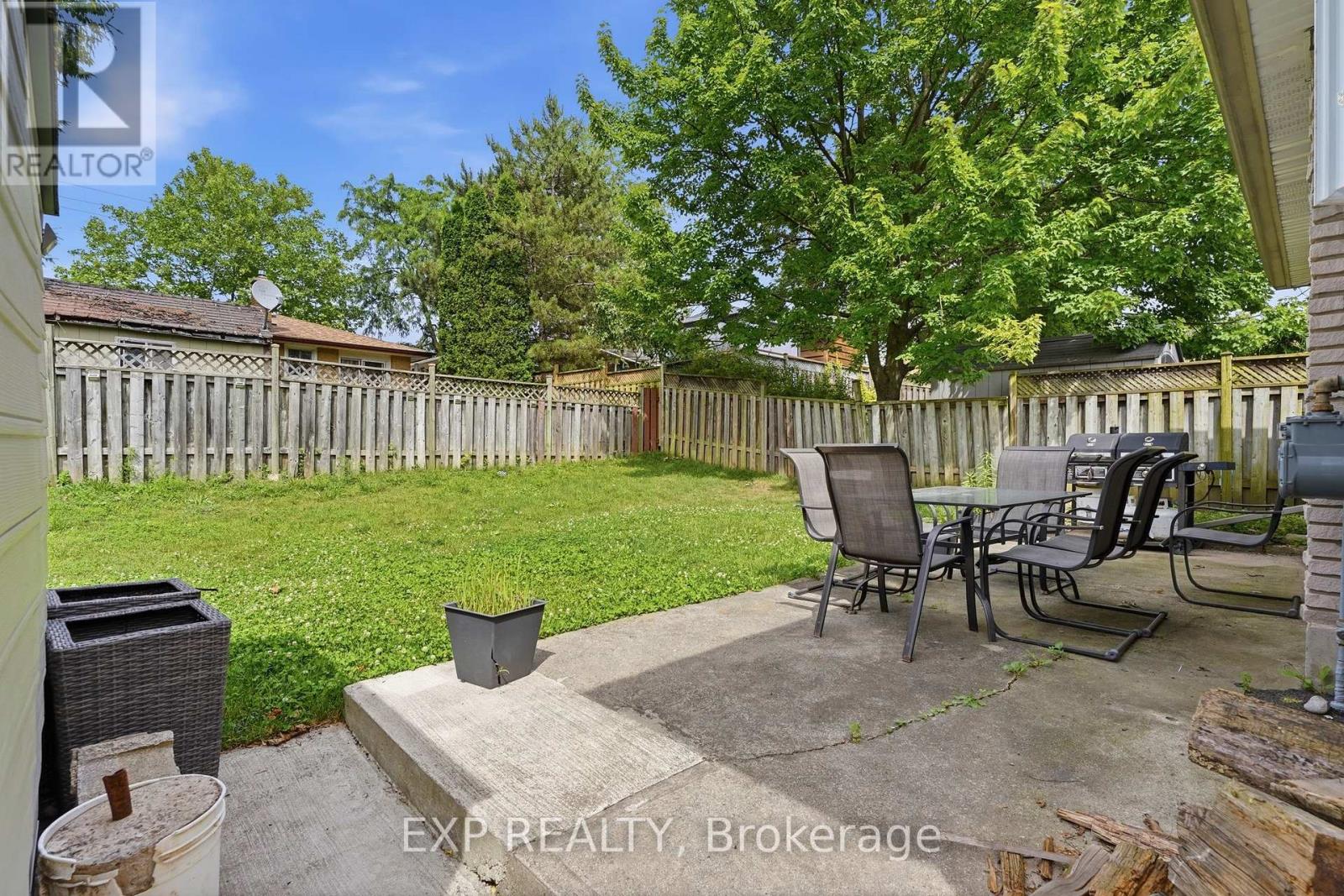 22 Mark Crescent, Cambridge, Ontario N1S 4A3 - Photo 22 - X13506712