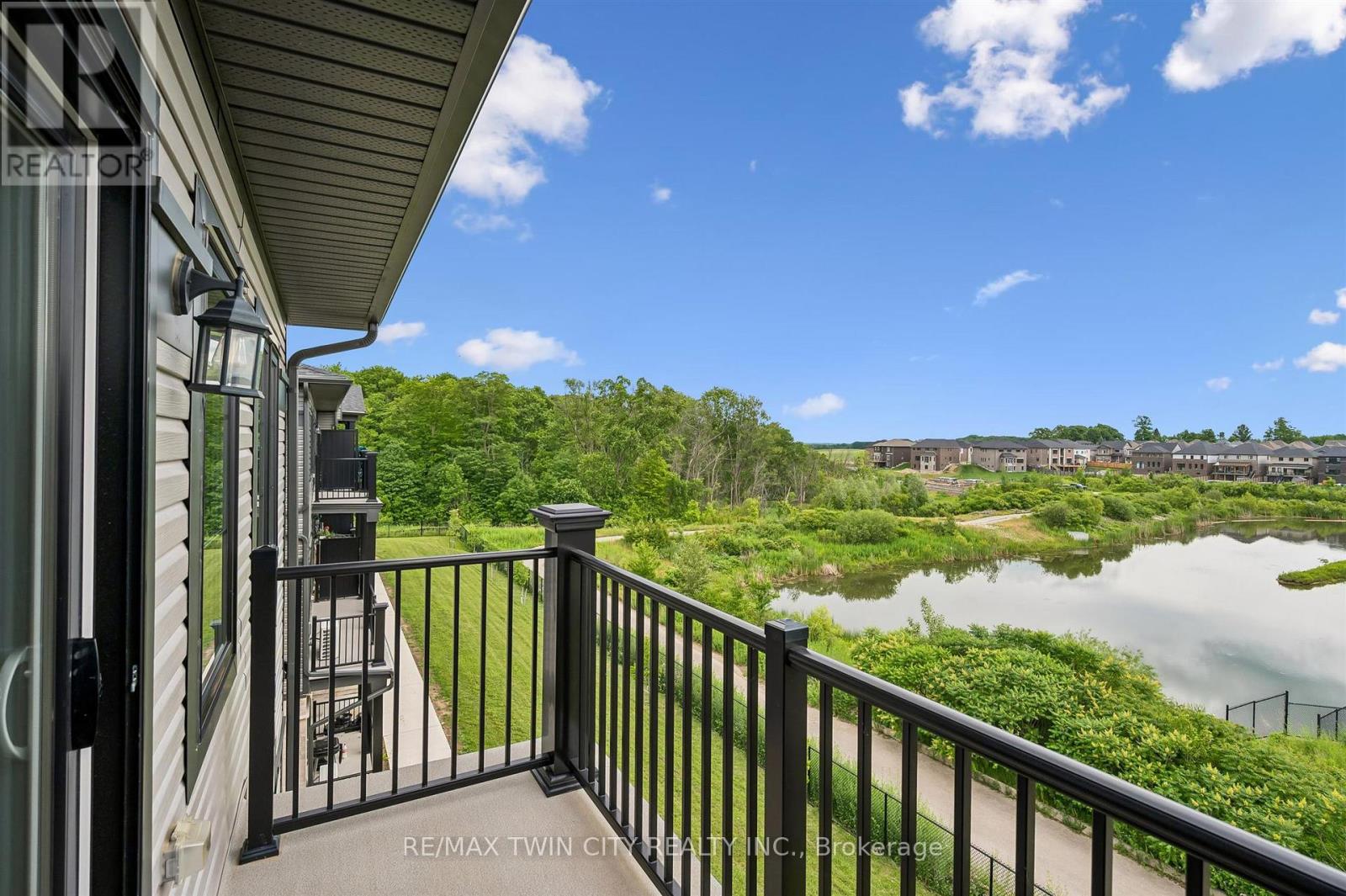 80 Lomond Lane, Kitchener, Ontario N2R 0R4 - Photo 43 - X13506558