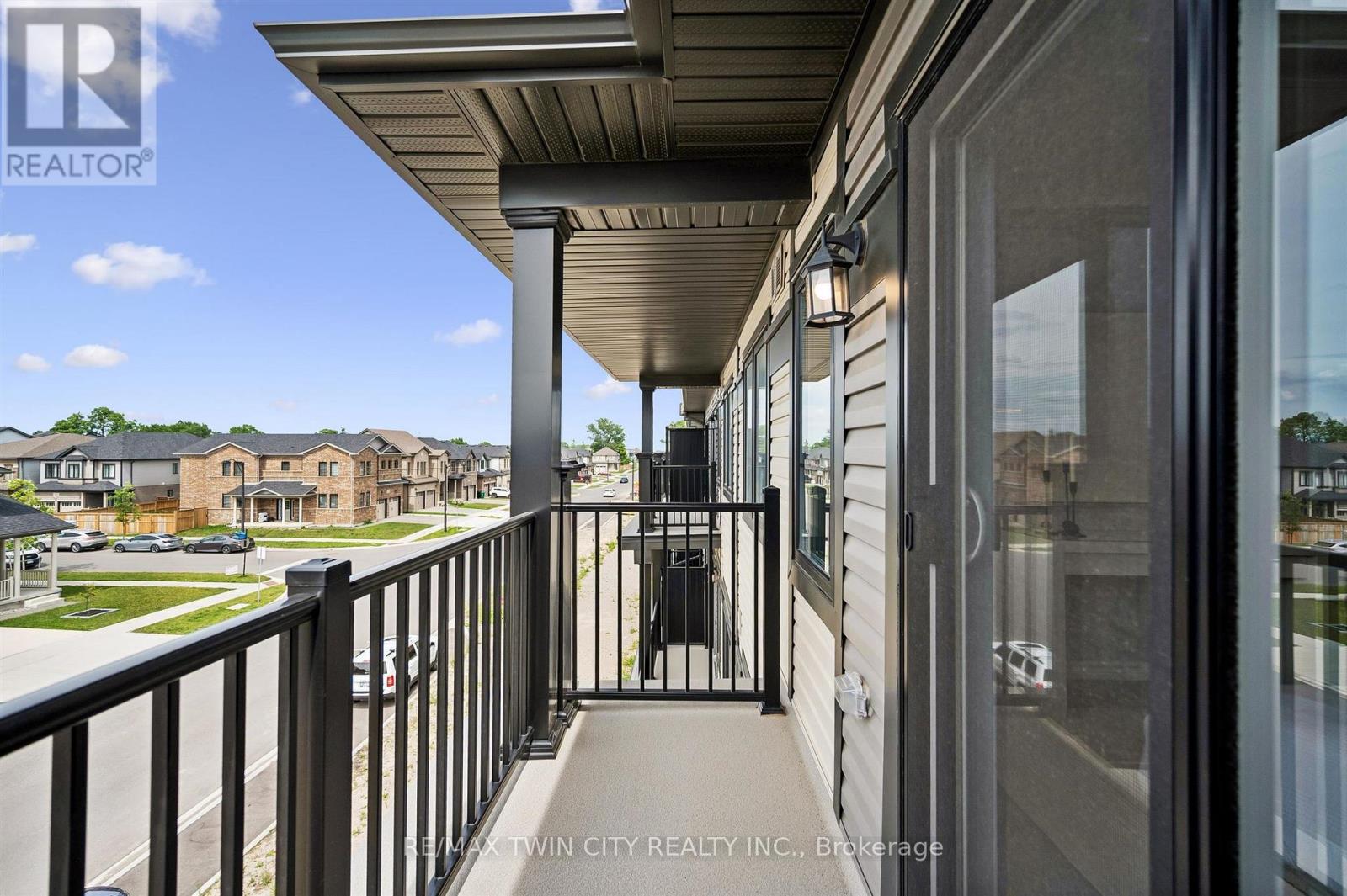 9 Lomond Lane, Kitchener, Ontario  N2R 0T6 - Photo 44 - X13506566